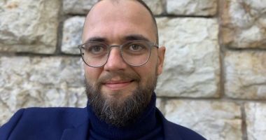 Stire din Actualitate : Oreste, prins de polițiști drogat la volan