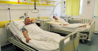 Aparatură stricată și paturi distruse de pacienți, la secția de Ortopedie - 2