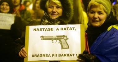 O săptămână de proteste în România. "Ne-ați mințit, vrem un nou guvern!" - 5