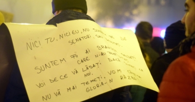 O săptămână de proteste în România. "Ne-ați mințit, vrem un nou guvern!" - 8