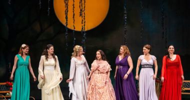 Stire din Cultură-Educație : „O sole mio” se joacă, din nou, la Teatrul „Oleg Danovski”