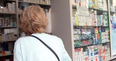 Stire din Sănătate : Bolnavi care renunță la tratamente din cauza sărăciei