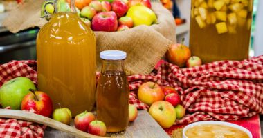 Oțetul din cidru scade colesterolul și vă detoxifiază organismul