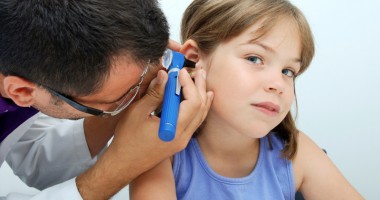 Stire din Sănătate : Otita medie poate fi prevenită prin vaccinare