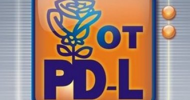 Stire din Politică-Administrație : Tinerii din PDL Constanța susțin intonarea imnului în școli