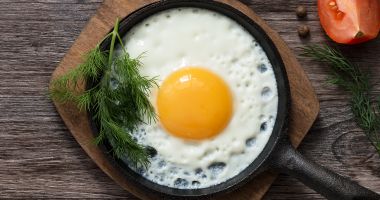 Consumul exagerat de ouă vă poate îmbolnăvi inima