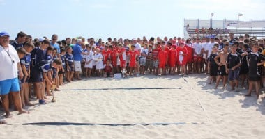 Emoții și surprize la finalul turneului Oval 5 Beach Rugby - 5