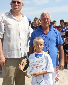 Emoții și surprize la finalul turneului Oval 5 Beach Rugby - 8