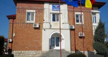 Administrația din Ovidiu a scos la licitație publică proiectul pentru asfaltarea drumurilor centrale