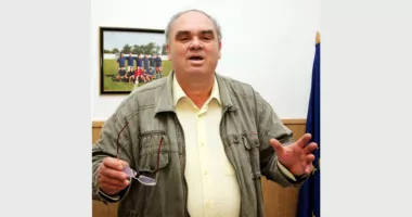 Stire din Cultură-Educație : Scriitorul Ovidiu Dunăreanu, invitat special la prima ediție „Cafeneaua literară/Aniversări culturale”
