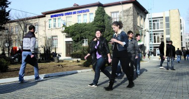 Stire din Cultură-Educație : Iată distribuția locurilor fără taxă la Universitatea "Ovidius"
