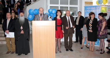 Stire din Cultură-Educație : Universitatea "Ovidius"  și-a deschis larg porțile