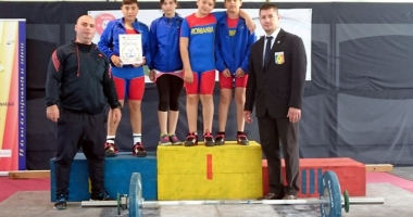 Stire din Politică-Administrație : Administrația din Ovidiu investește în oameni. Sportivii, pe podium la competițiile naționale