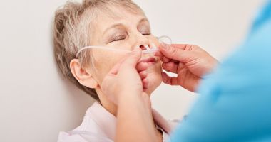 Stire din Sănătate : Oxigenoterapia te poate ajuta să ai o respirație normală