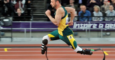 Stire din Sport : Primele IMAGINI de la locul crimei comise de sportivul paralimpic Oscar PISTORIUS
