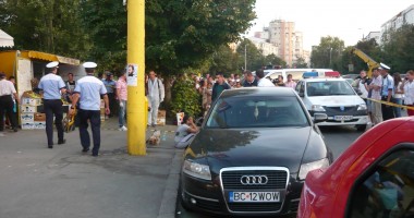 UPDATE. FOCURI DE ARMĂ în zona Eden din Constanța. Limuzină CIURUITĂ de polițiști - 4