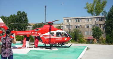 Stire din Sănătate : 50 de persoane salvate cu elicopterul SMURD în ultimele zile