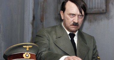 Stire din Actualitate : Microfon "uitat" deschis / Hitler: "Fără petrolul din România nu aș fi atacat niciodată URSS-ul"