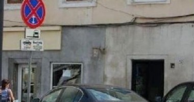 INGENIOZITATE FĂRĂ MARGINI: Cum și-a deblocat un român roata mașinii - 4