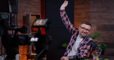 Hari Gromoșteanu, omul din spatele aplauzelor. „Prima dragoste a fost teatrul!” - 3