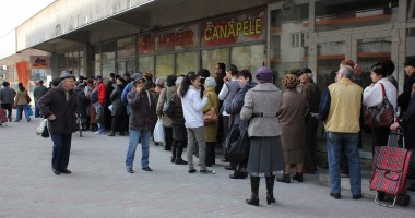 Stire din Politică-Administrație : De luni se dau pachetele alimentare pentru nevoiașii din Mangalia