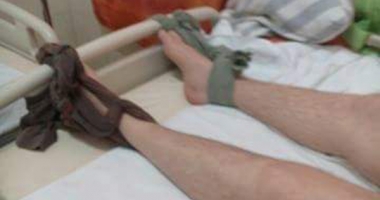 Clipe de groază pentru un pacient în Spitalul Județean. "Am fost bătut, legat de pat și înjurat". Reacția medicului: "Era agresiv" - 3