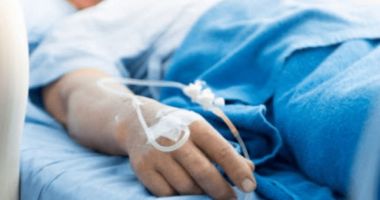 Stire din Eveniment : Panică la spital. Un pacient internat a atacat asistentele şi brancardierul care îl tratau