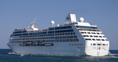 Stire din Economie : "Pacific Princess" a adus 652 turiști în portul Constanța