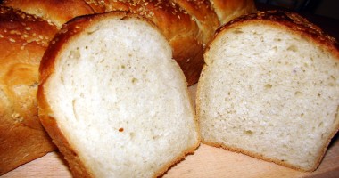 Stire din Economie : TVA-ul de 9% la pâine,  cel mai probabil în luna iulie