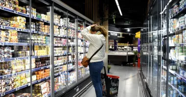 Stire din Social : Pâinea, laptele și mezelurile se vor scumpi cu 8-10%, avertizează producătorii