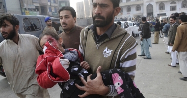 Stire din Actualitate : Atentat terorist în Pakistan.  123 de persoane au murit