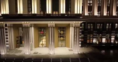 Comparat cu Nicolae Ceaușescu după ce și-a construit Palatul Alb