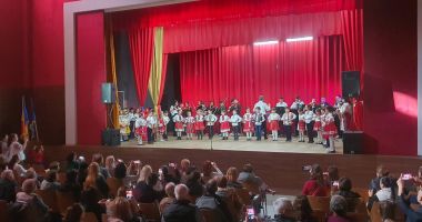 Stire din Cultură-Educație : Toate zonele geografice ale României, reprezentate pe scena Palatului Copiilor din Constanța