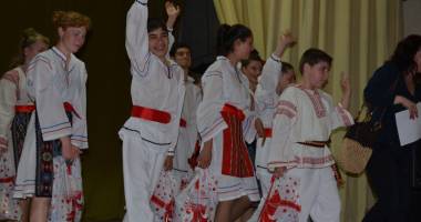 Momente artistice pe scena Palatului Copiilor - 2