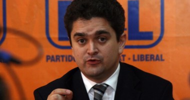 Stire din Politică-Administrație : Theodor Paleologu susține că nu face nimic la ordin