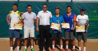 Tenis: Constănțeanul Ștefan Paloși, câștigătorul probei de dublu la Dr. Oetker Argeș Cup - 2