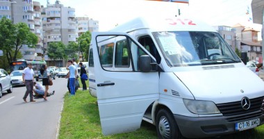 Stire din Eveniment : Galerie FOTO. Clipe de groază pe bulevardul Mamaia