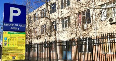 Stire din Social : Primăria Constanţa, anunţ de interes public vizavi de parcările cu plată din oraş. Şoferi, e bine de ştiut!