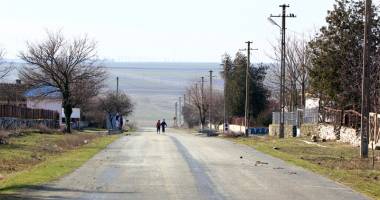 Localnicii din Runcu vor beneficia de apă potabilă - 2