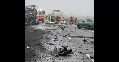 Stire din Eveniment : Răniţii şi victimele accidentului cu suporterii PAOK, repatriaţi în Grecia cu aeronavă militară