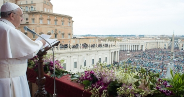 Stire din Actualitate : Papa Francis, apel pentru încetarea războiului  din Siria