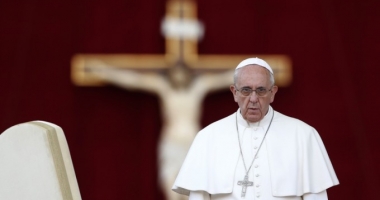 Stire din Actualitate : Papa Francisc: Lumea este prinsă într-un RĂZBOI pentru dominarea popoarelor