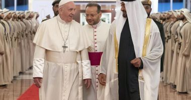 Stire din Actualitate : Apel al Papei Francisc la condamnarea oricăror violențe comise în numele religiei