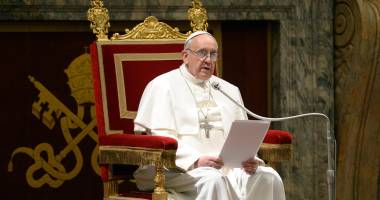 Stire din Actualitate : Turcia convoacă reprezentantul Vaticanului, după ce papa Francisc a evocat ''genocidul'' armean