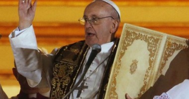 Stire din Actualitate : Papa Francisc,  alături de victimele cutremurului din Iran