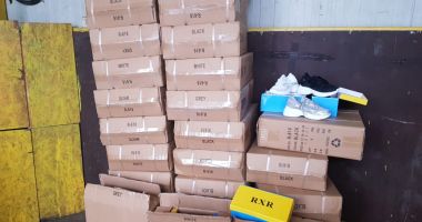 Încălțăminte în valoare de peste 120.000 lei, confiscată în Portul Constanța Sud Agigea