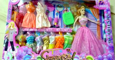 Stire din Eveniment : Păpuși și pușculițe din ceramică contrafăcute, confiscate de polițiști