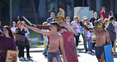 Paradă inedită. Elevii și sportivii au sărbătorit Ziua Constanței - 3