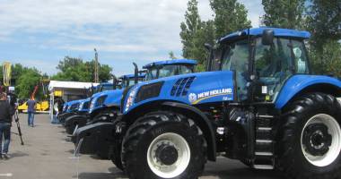 Parada mașinilor și utilajelor agricole, la EXPOAGROUTIL - 19