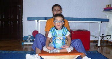 Când apare paralizia cerebrală la copii